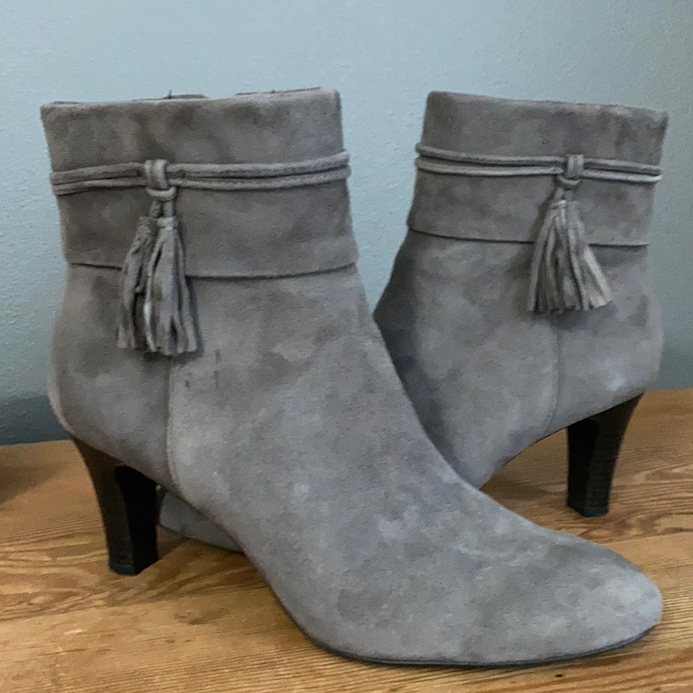 Gray Bandolino Ankle Boots